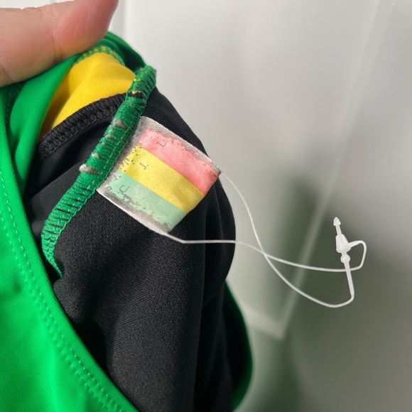 CJL Jamaican Flag Cutout Tie Halter Swimsuit Women’s Junior’s Size 13 / 14 - Picture 3 of 4